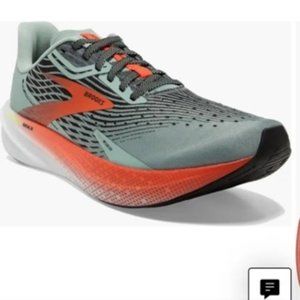 Brooks Hyperion Max - Women's Size 9